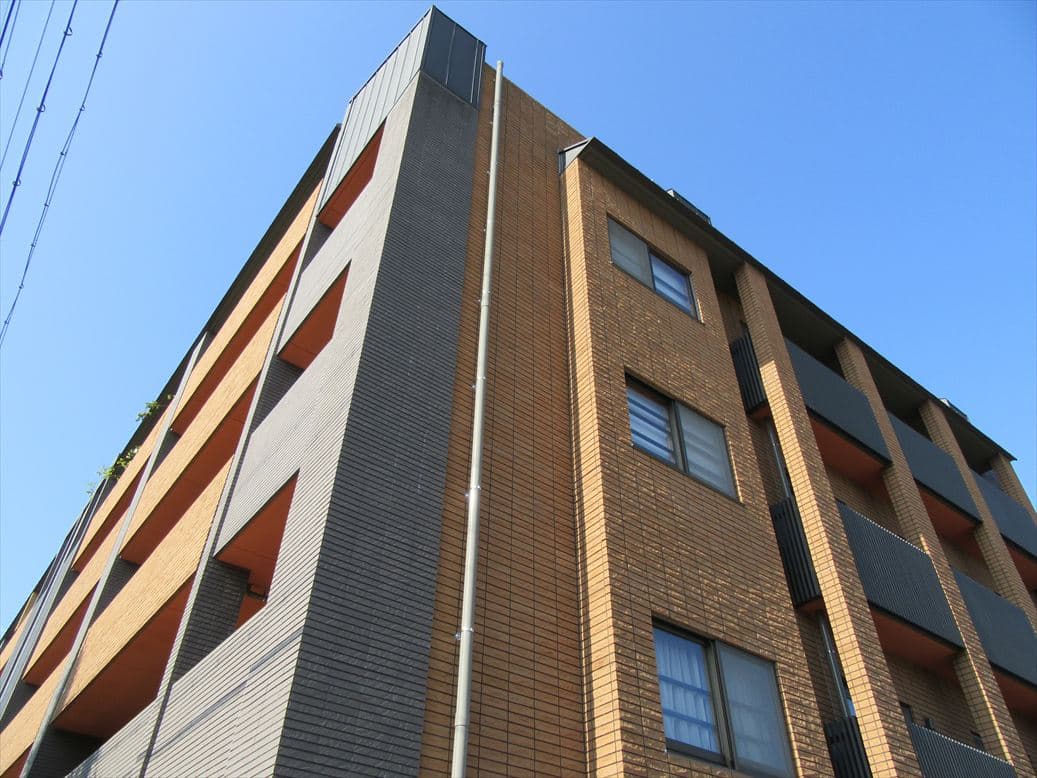 グランシティオ下鴨四季彩館の外観｜京都市左京区の自然豊かな分譲マンション