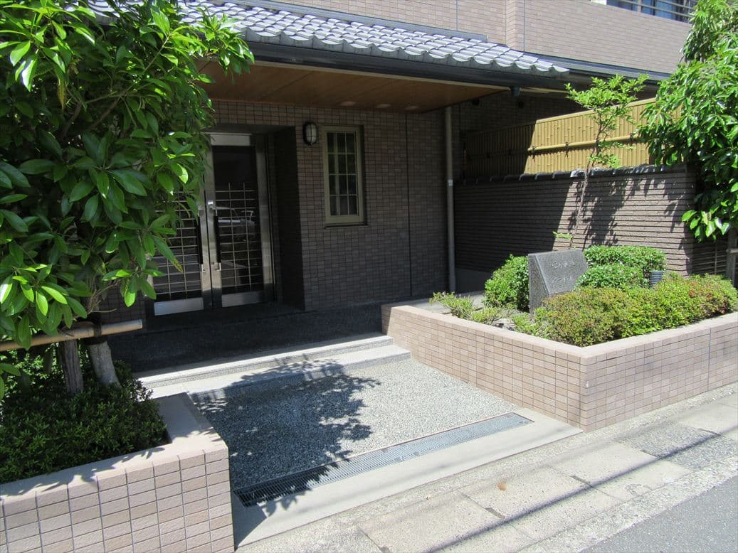 宝ケ池通パークホームズの外観