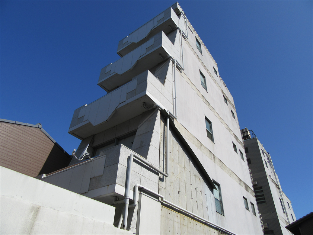 プレディオ岡崎の外観