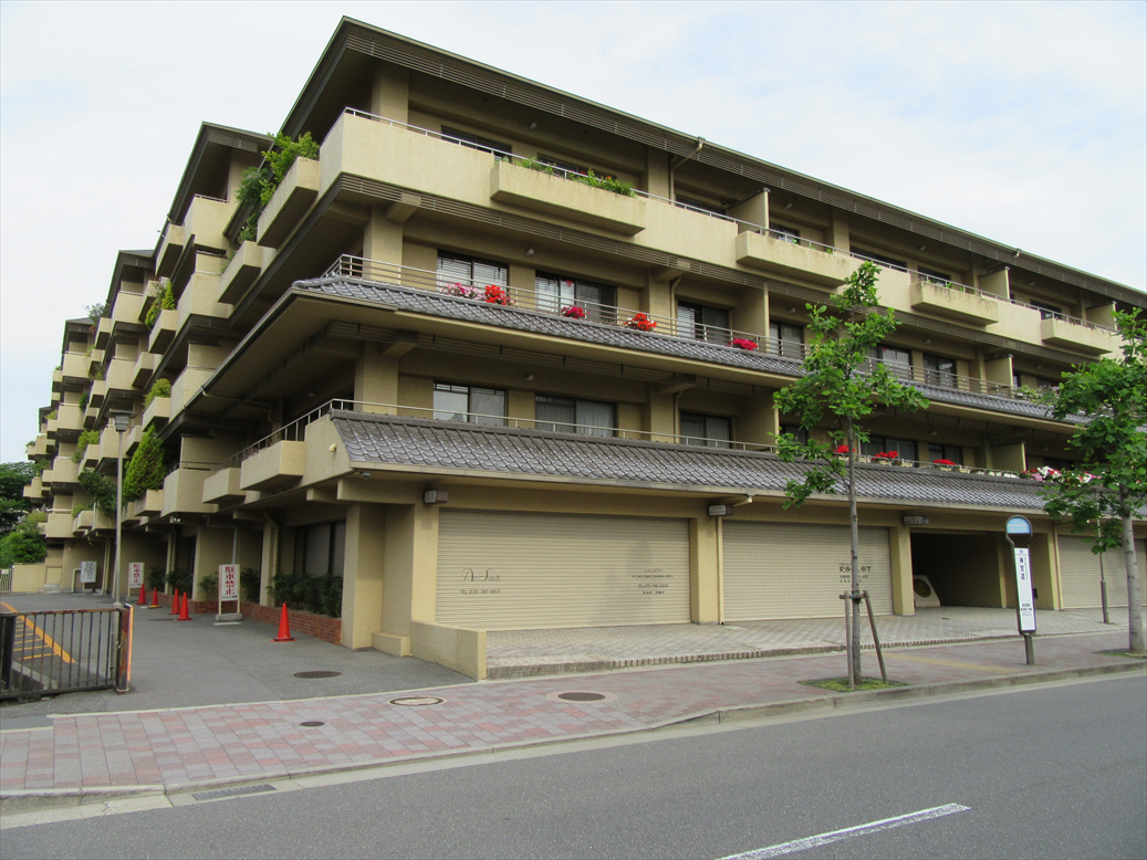 ポルト・ド・岡崎の外観