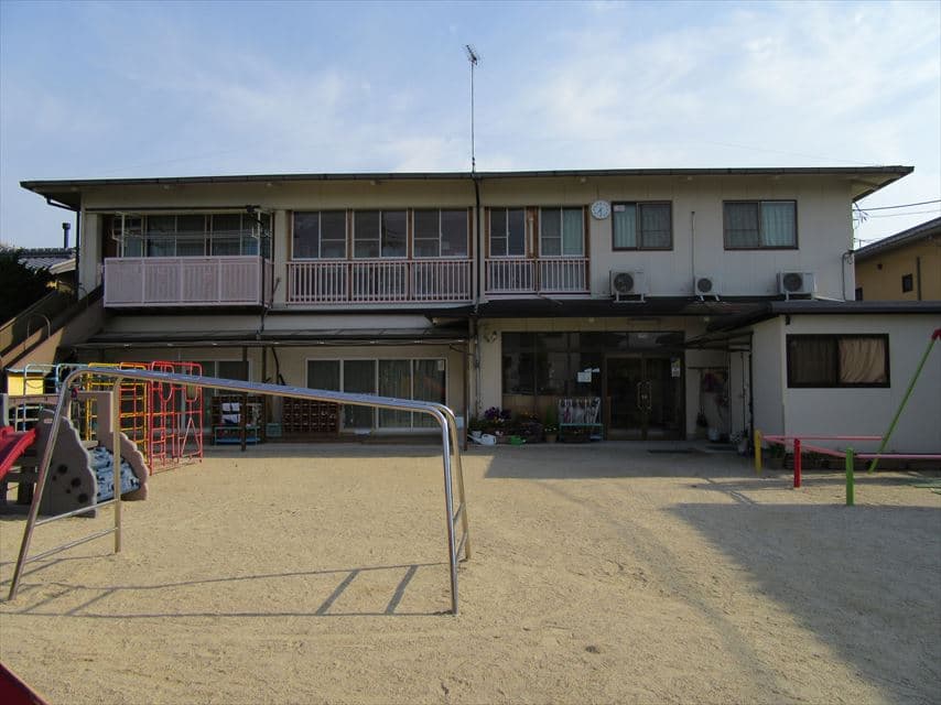 葵保育園の外観