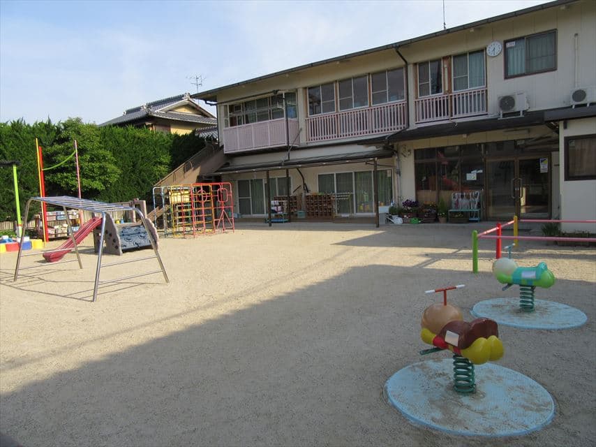 葵保育園の外観