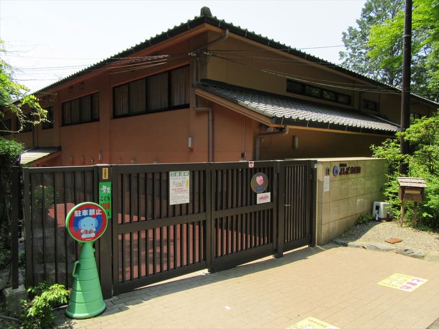 吉田幼稚園の外観