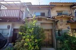 【左京区吉田下大路町｜中古テラスハウス】2025年5月全改装済・水回り新設・南北通風の心地よい2LDKの画像