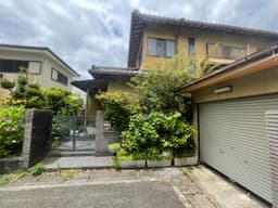 【左京区岩倉花園町｜中古戸建】約104坪の広大な敷地！お庭でのびのび暮らしを楽しむ邸宅の画像