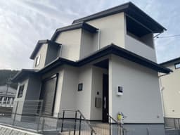 【左京区静市市原町|新築戸建】駐車2台可・前面道路6m・WIC2ヶ所・家事動線・自然豊かな住環境の画像