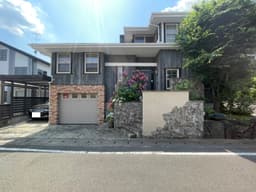 【左京区岩倉中町|中古戸建】敷地約64坪・お庭付き、3台駐車可能×こだわりの注文住宅・家族の思い出を豊かに育む広々3LDKの画像