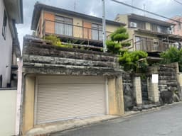 【左京区北白川別当町|中古一戸建て】2階から大文字山を望む贅沢、南向きの豊かな陽光・前道6mで駐車もスムーズの画像
