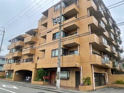【リライブ修学院|中古マンション】リノベ済み×収納充実で部屋すっきり!5階部分につき眺望・通風良好なお部屋の画像